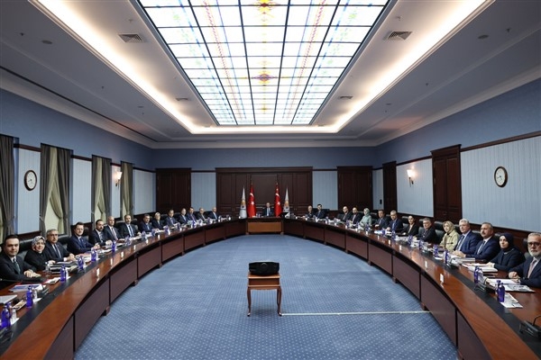 AK Parti'de MYK toplandı