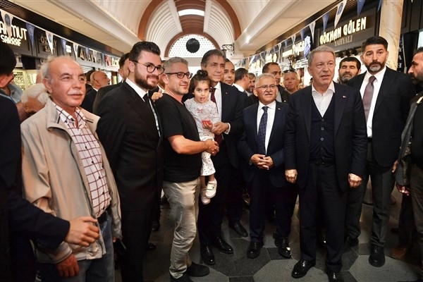 Başkan Büyükkılıç, Kazancılar esnafını ziyaret etti