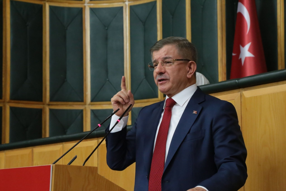 Davutoğlu’ndan Ayhan Küçükboyacı için taziye mesajı