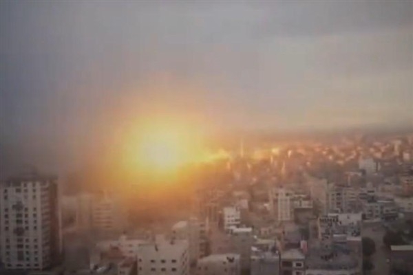 İsrail'in Gazze'deki hava saldırıları, gece boyunca en az 40 kişiyi öldürdü