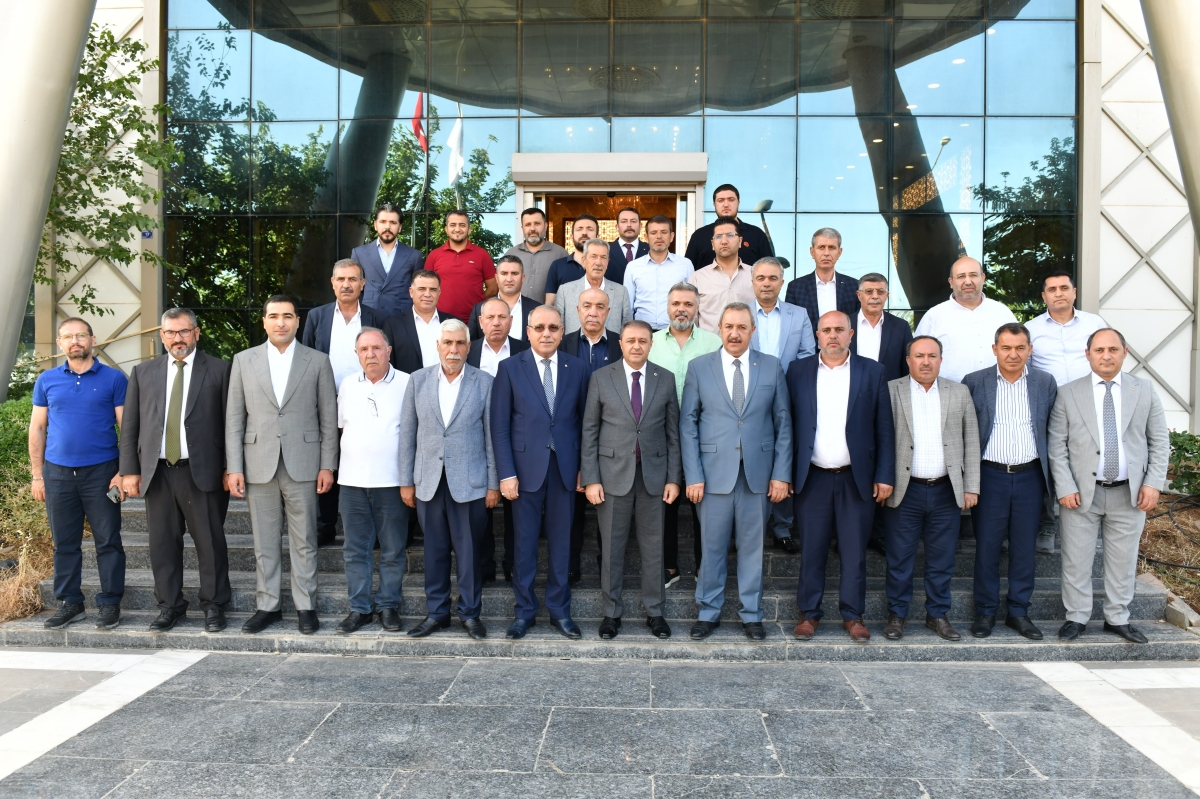 Vali Şıldak, sanayi ve üreticilerle buluştu