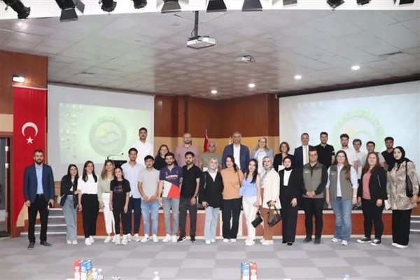 Iğdır Üniversitesi'nde &Prime;Dünya Biyoçeşitlilik Günü&Prime; paneli düzenlendi