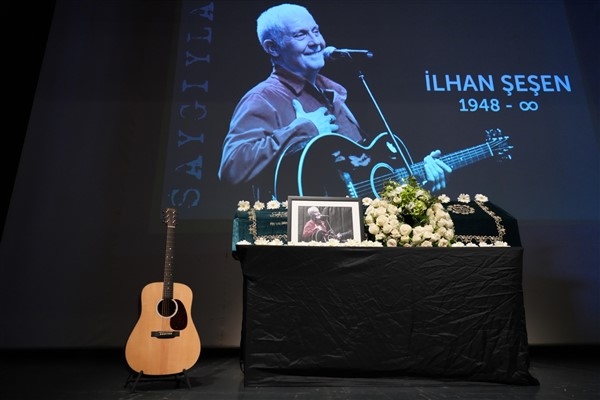 İlhan Şeşen, son yolculuğuna uğurlandı