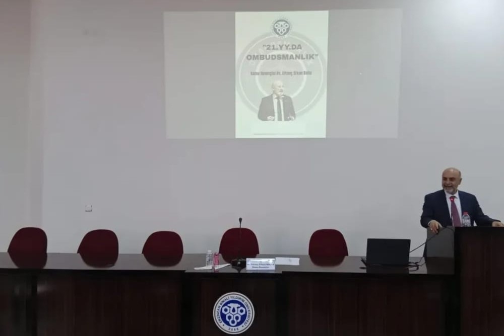 &Prime;21. Yüzyılda Ombudsmanlık&Prime; söyleşisi Erzincan Binali Yıldırım Üniversitesi’nde yapıldı