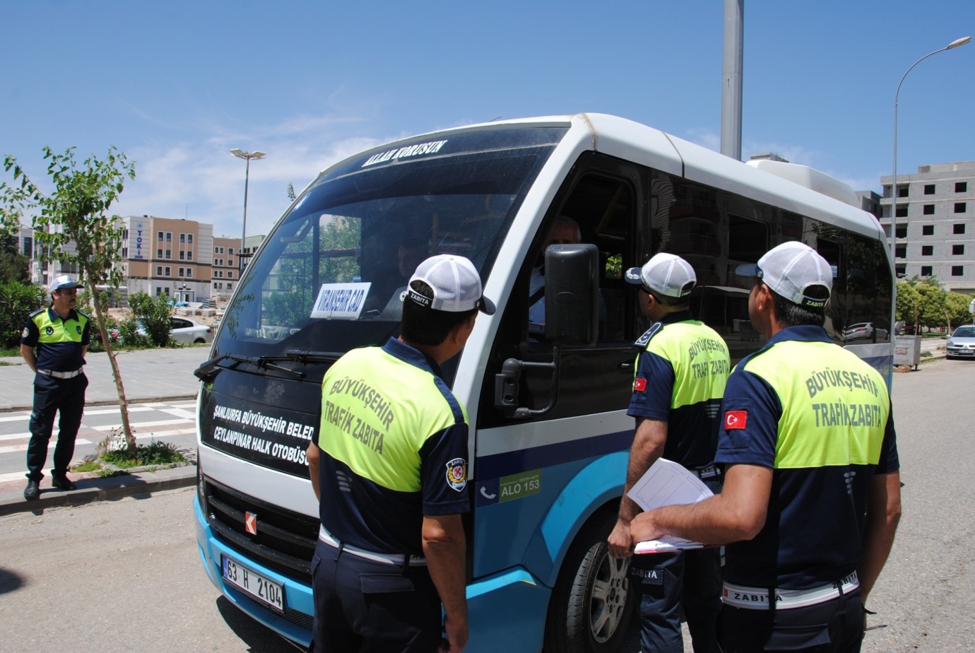 BÜYÜKŞEHİR BELEDİYESİ’NDEN KLİMA ÇALIŞTIRMAYAN OTOBÜSLERE SIKI TAKİP