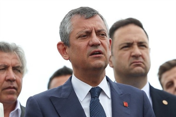 CHP Genel Başkanı Özel: CHP'nin kadrolarının liyakatle oluşturulmuş olmasına güveniyoruz