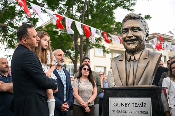 Gazeteci ve siyasetçi Temiz’in adı Bornova’da yaşatılacak