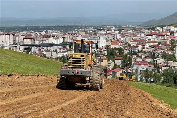 Muş Murat Paşa Mahallesi'nde yeni imar yolu açıldı