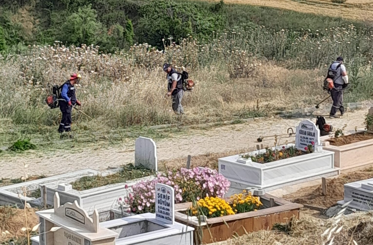 Keşan Belediyesi’nden bayram öncesi temizlik çalışması