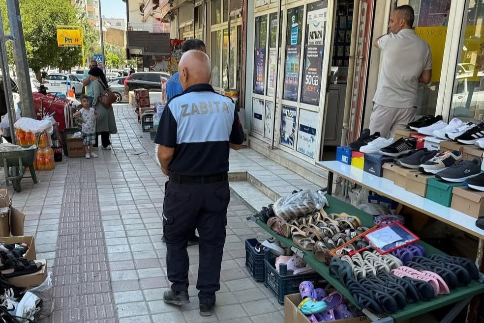 Mazıdağı Belediyesi'nden bayram öncesi kaldırım işgali uyarısı