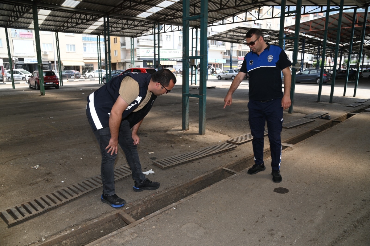 Manisa'da zabıta ekiplerinden bayram öncesi denetim