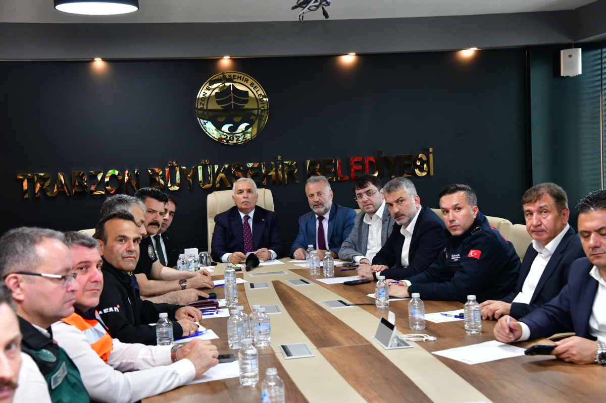 Başkan Genç: Afetin izlerini en kısa sürede sileceğiz