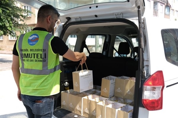 İnegöl Belediyesi'nden bayram hediyeleri