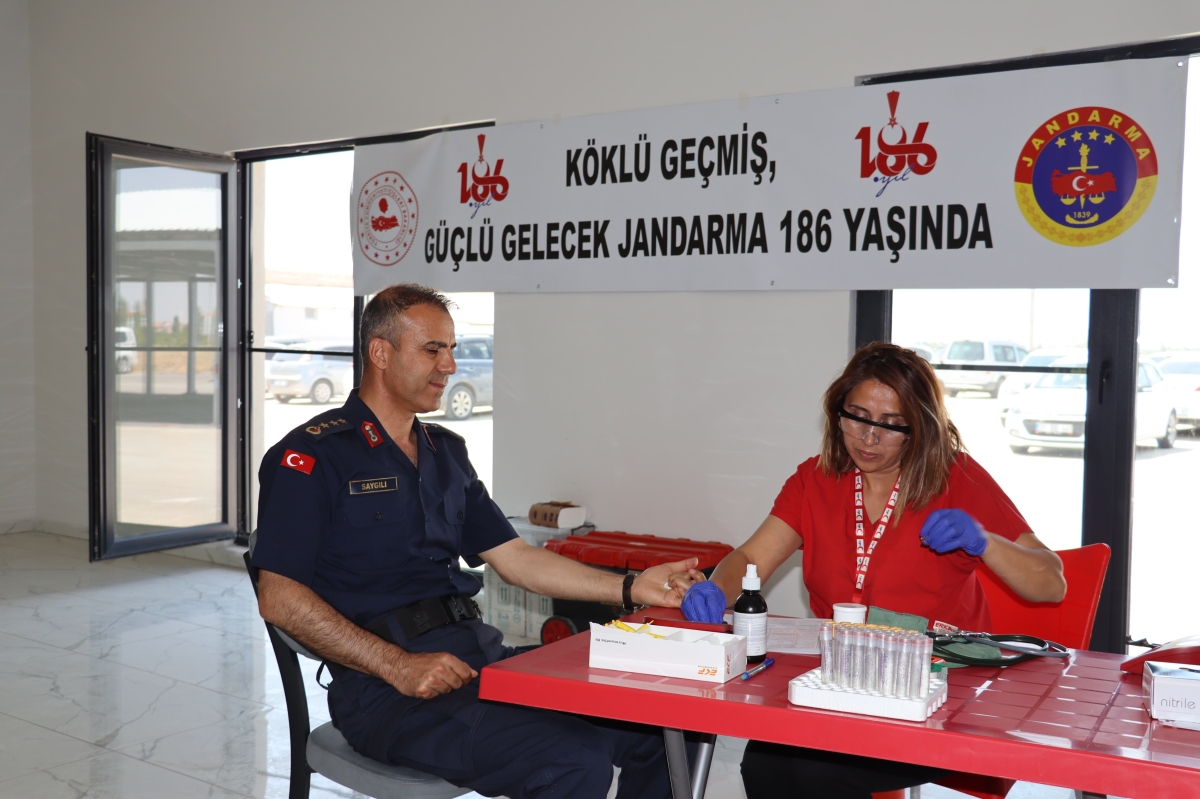 Karaman İl Jandarma Komutanlığından kan bağışı kampanyası