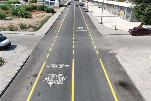 Aydın'da yol yapım ve yenileme çalışmaları devam ediyor
