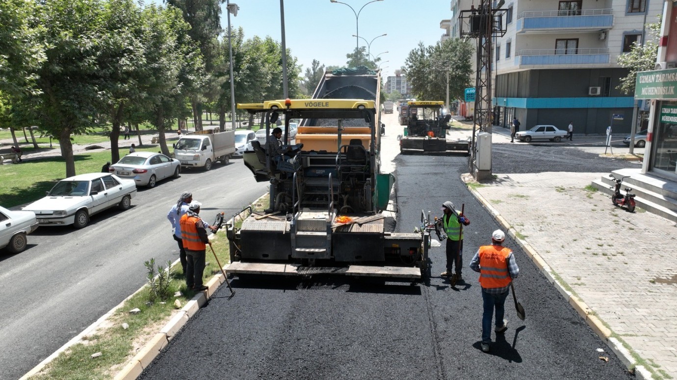 BÜYÜKŞEHİR, VİRANŞEHİR’İN ÇEHRESİNİ DEĞİŞTİRİYOR