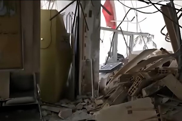 İran medyası: İsrail'in Evin Hapishanesi'ne saldırısı 71 kişiyi öldürdü