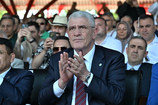 Dervişoğlu, Tarihi Kırkpınar Yağlı Güreşleri'ni takip etti
