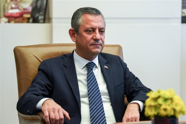 Özel, İstanbul Milletvekili Tan’ın annesi Günsel Tan’ın cenazesine katıldı