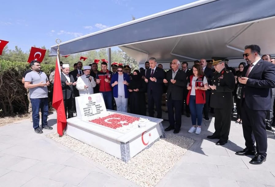 Mardin'de 15 Temmuz şehitleri anıldı