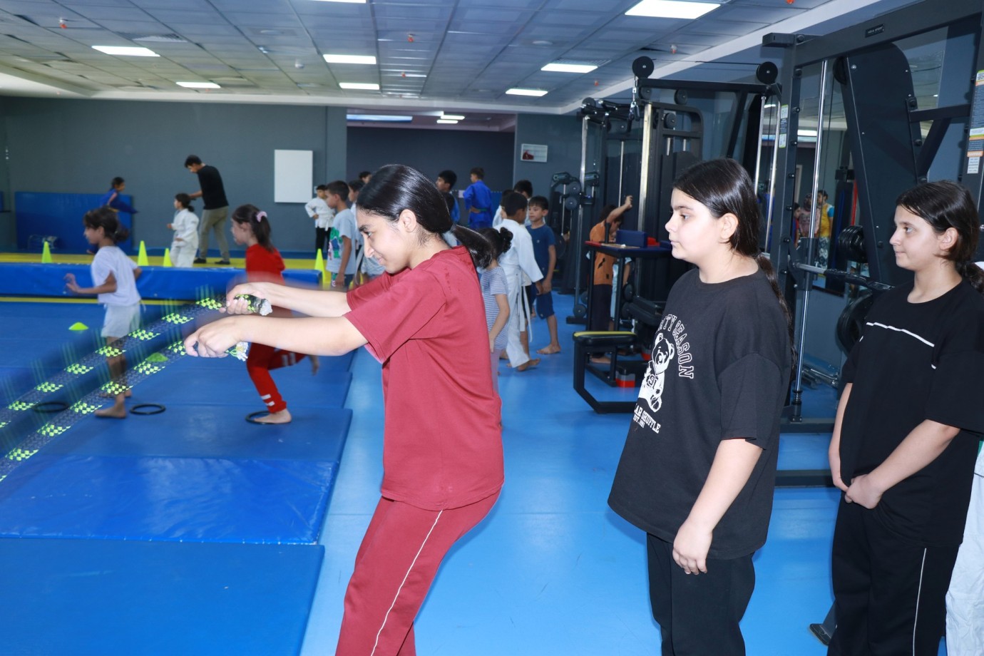 SPORUN KALBİ HALİLİYE’DE ATIYOR: MİNİK JUDOCULAR GELECEĞE HAZIRLANIYOR