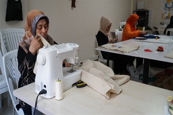 Haliliye Belediyesi'nden kadınlara meslek ve hobi desteği