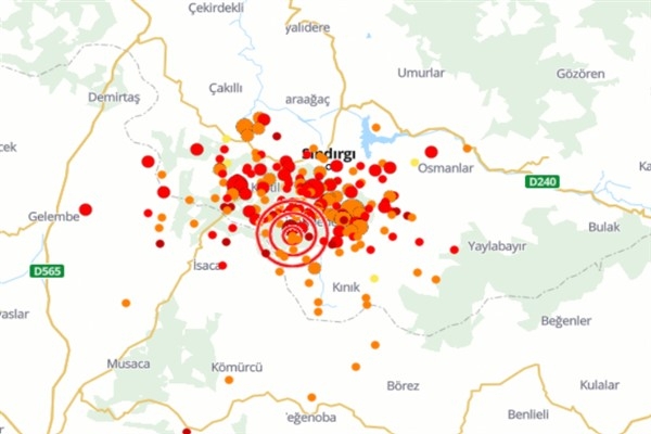Balıkesir'de deprem