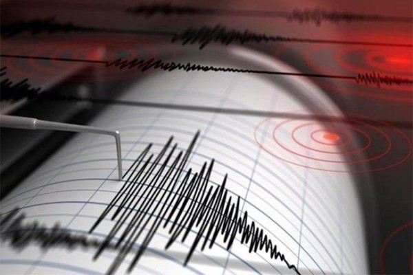 Afganistan'da deprem