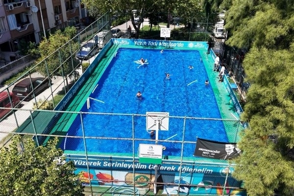 Manisa'da 6 bin 410 öğrenci yüzme kurslarında eğitim aldı
