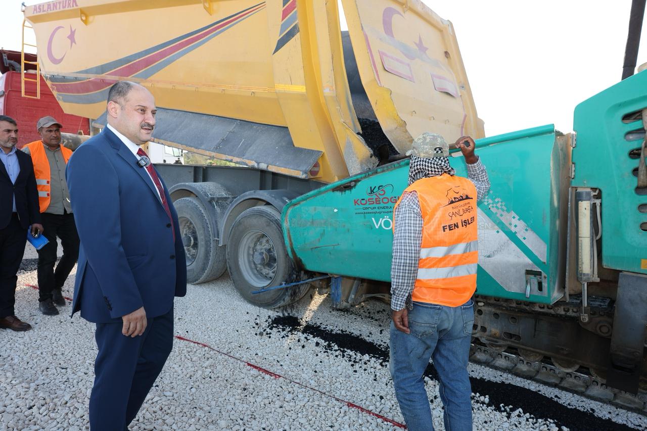 BAŞKAN GÜLPINAR DİREKSİYONA GEÇTİ, ŞEHİR HASTANESİ YOLUNDA KALİTEYİ TEST ETTİ