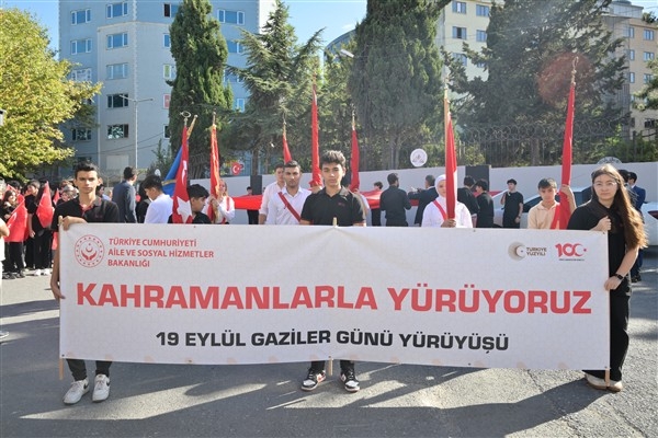 Esenyurt'ta 19 Eylül Gaziler Günü coşku ile kutladı