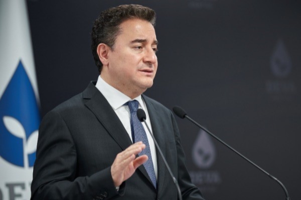 Babacan’dan sel ve heyelandan etkilenenlere geçmiş olsun mesajı