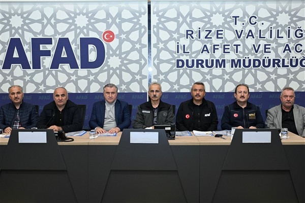 Bakan Uraloğlu: Kapanan 31 köy yolunu ulaşıma açtı