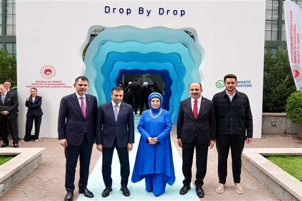 New York'ta açılan  Sıfır Atık Mavi- Damla Damla sergisi dikkat çekti