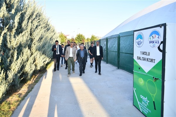 Başkan Büyükkılıç'tan balon tenis kortlarına ziyaret