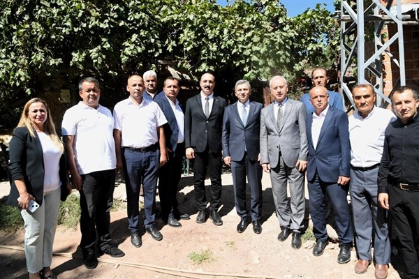 Vali, kaymakam ve başkandan Konyaaltı’nda inceleme