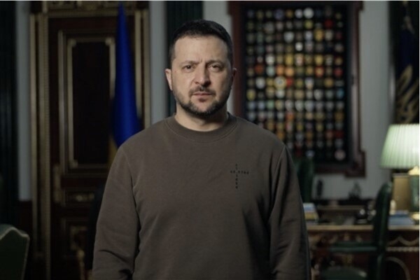 Zelenski: Dün Kostiantynivka'da bir kilisede bir çocuk hava bombasıyla öldürüldü
