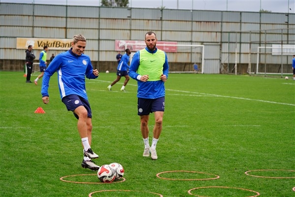 Çaykur Rizespor, Trabzonspor maçı için hazırlıklarını sürdürüyor