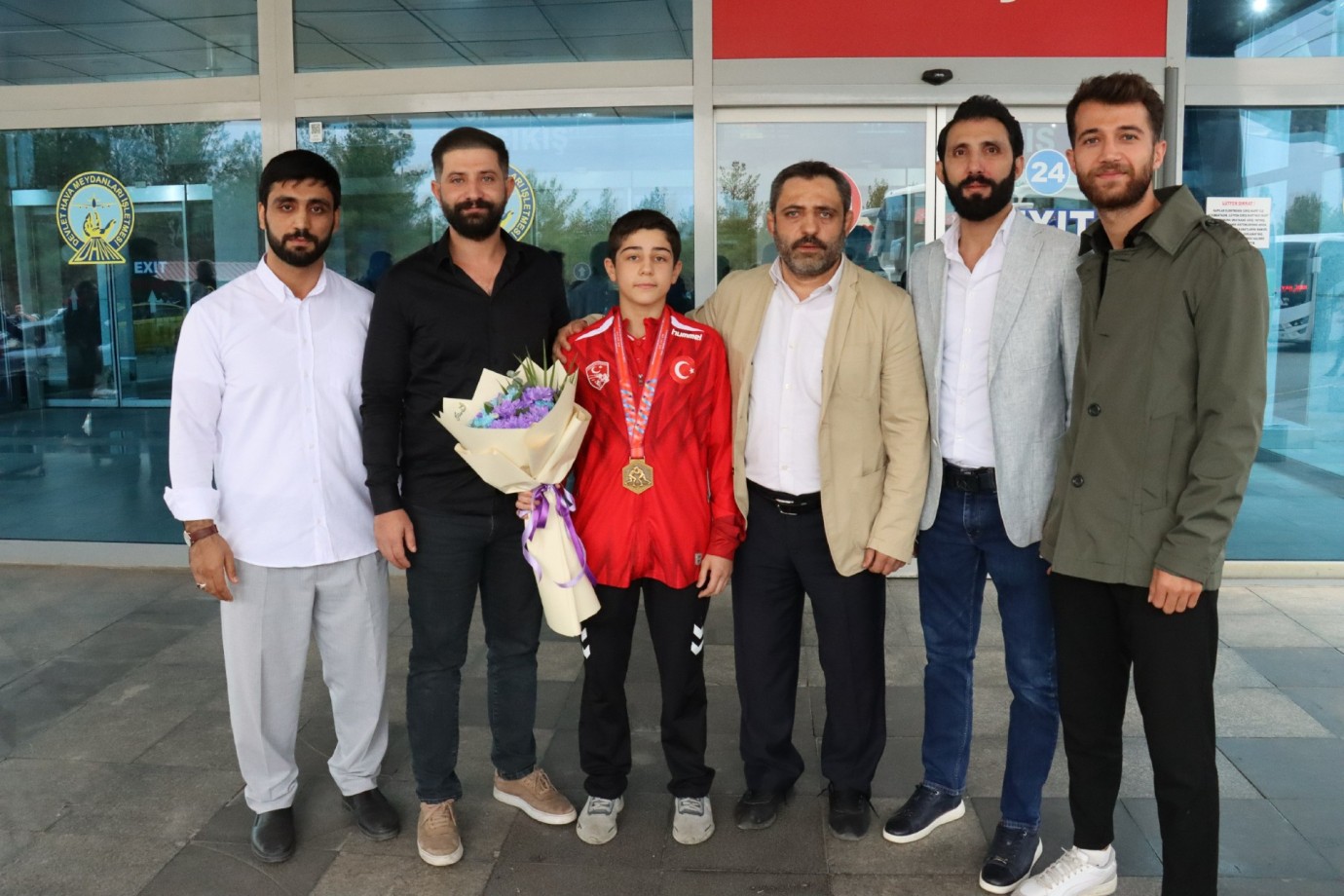 BALKAN ŞAMPİYONU MEMLEKETİ ŞANLIURFA’DA COŞKUYLA KARŞILANDI