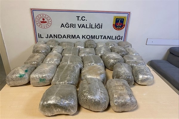 Ağrı'da uyuşturucu operasyonu