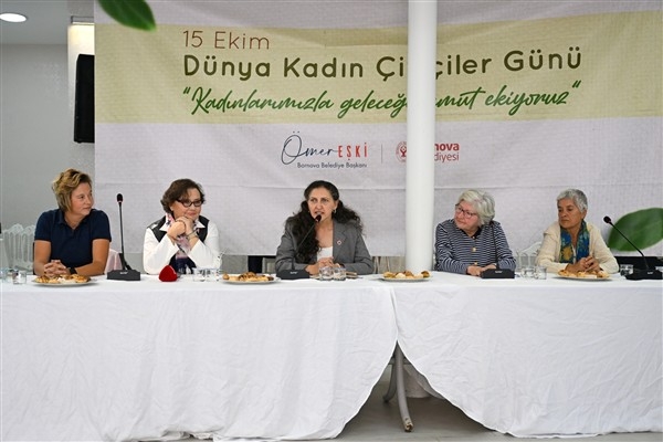 Bornova'da Dünya Kadın Çiftçiler Günü’ne özel panel ve fotoğraf sergisi