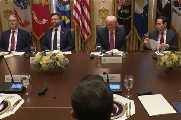 Trump, savaşı sona erdirmek için Ukrayna'nın Donbas bölgesinin bölünmesini önerdi