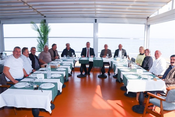 Başkan Gürel, merkez mahalle muhtarı ile bir araya geldi