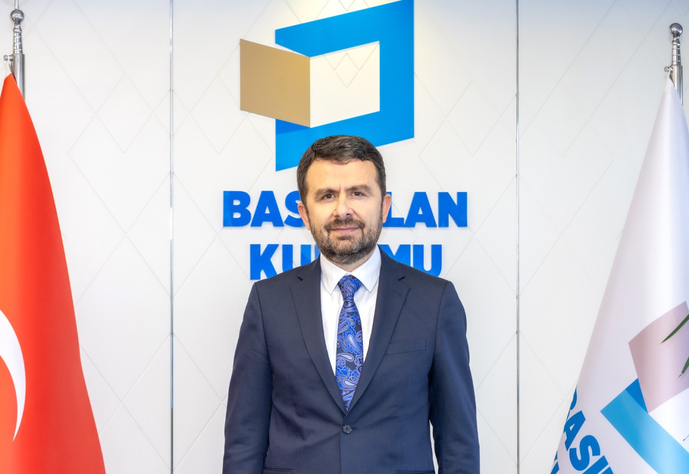 Basın İlan Kurumu Yönetim Kurulu toplantısında resmî ilan ve reklam yayımıyla alakalı süreli yayınlar hakkında yapılan işlemler, basın çalışanlarının borç para talepleri ile diğer idari konular görüşüldü.