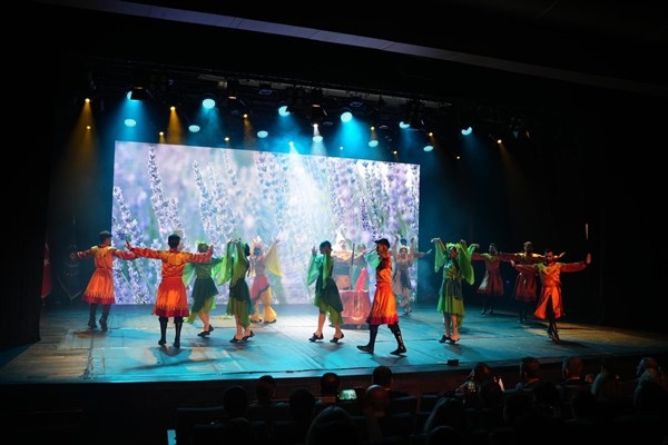 &Prime;Destanların Dansı&Prime; adlı özel gösteri Çorlu'da sahnelendi
