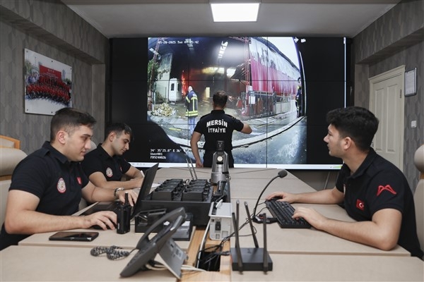 Mersin'de &Prime;uzaktan izleme&Prime; sistemi ile ekiplerin hareketleri izleniyor