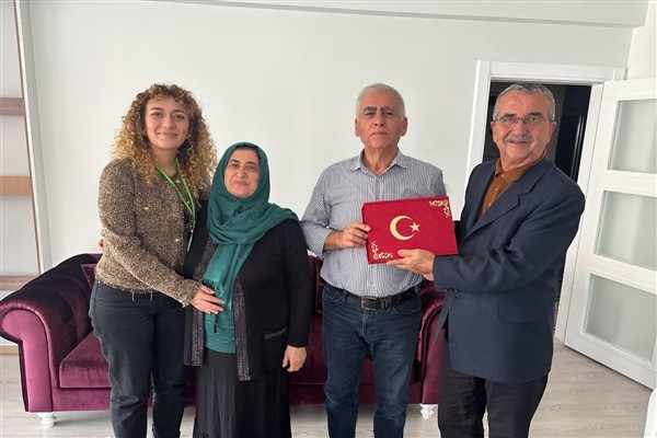 İzmit Belediyesi'nden Körfez'deki Kıbrıs gazilerine ziyaret