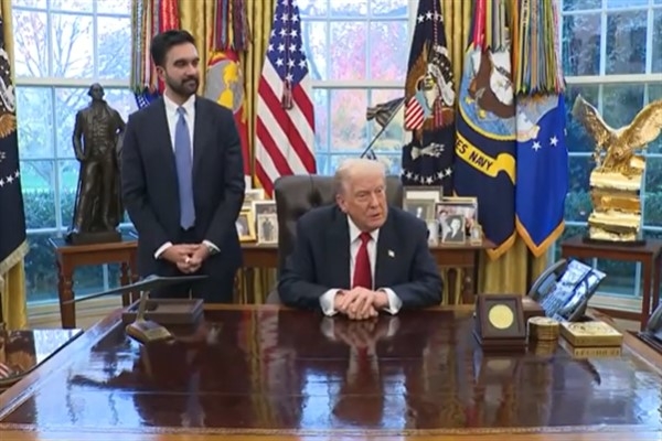 New York Belediye Başkanı, Trump'ın bir &Prime;faşist&Prime; olduğunu yineledi