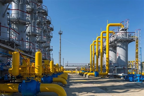 AB, Rusya'dan gaz ithalatını aşamalı olarak sonlandıracak