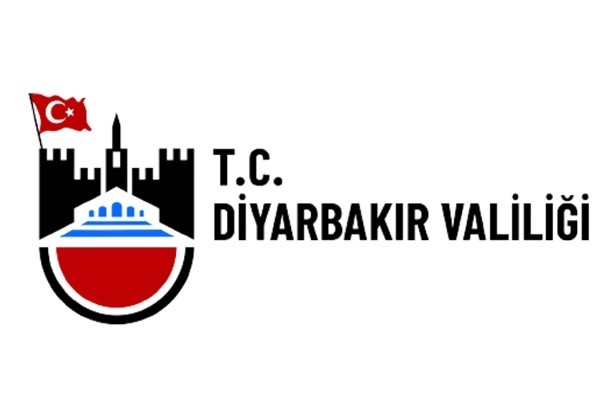 Diyarbakır’da kolon çatlağı nedeniyle 83 kişi tahliye edildi